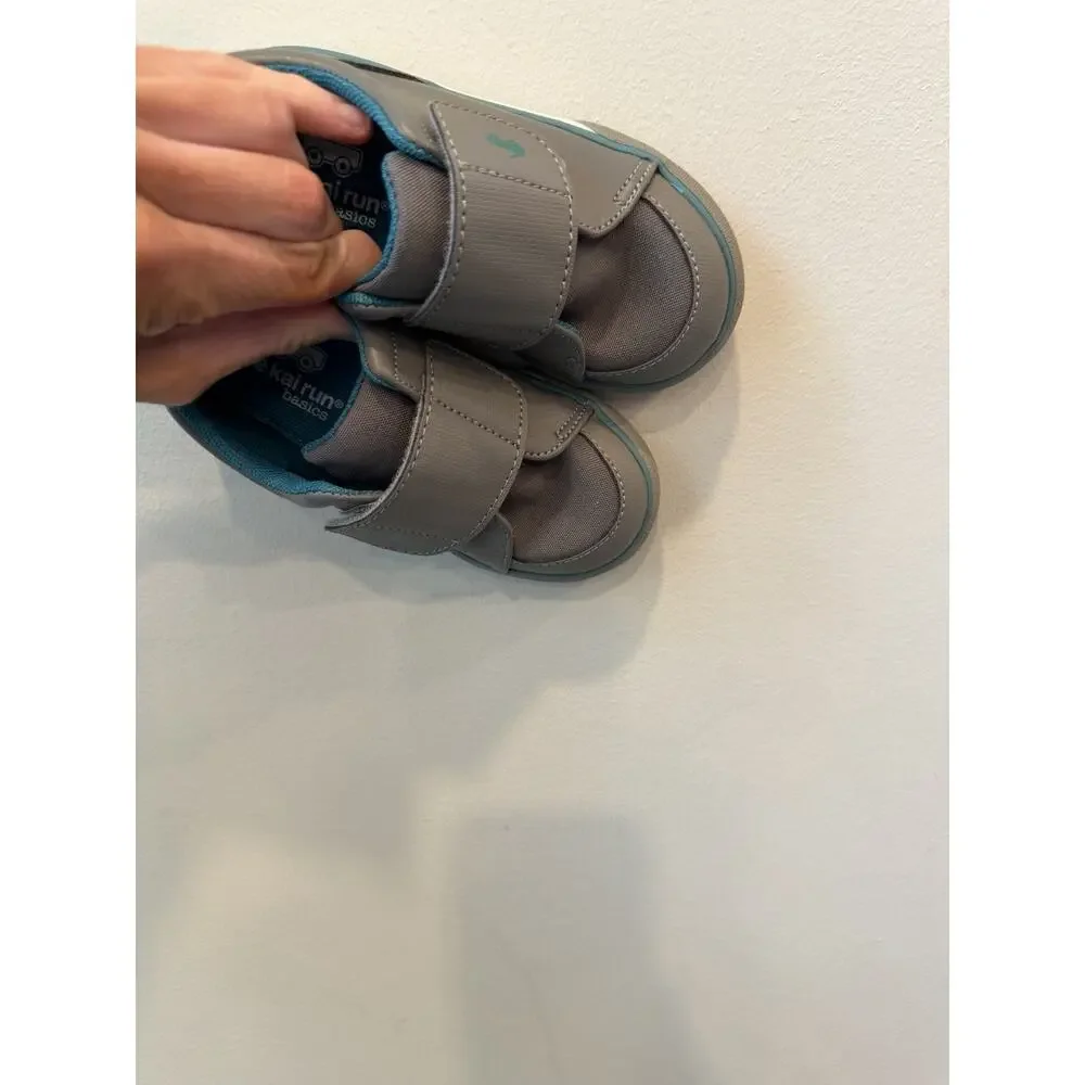 See Kai Run Little Boys Toni Sneaker Grey Sz 9 NEW